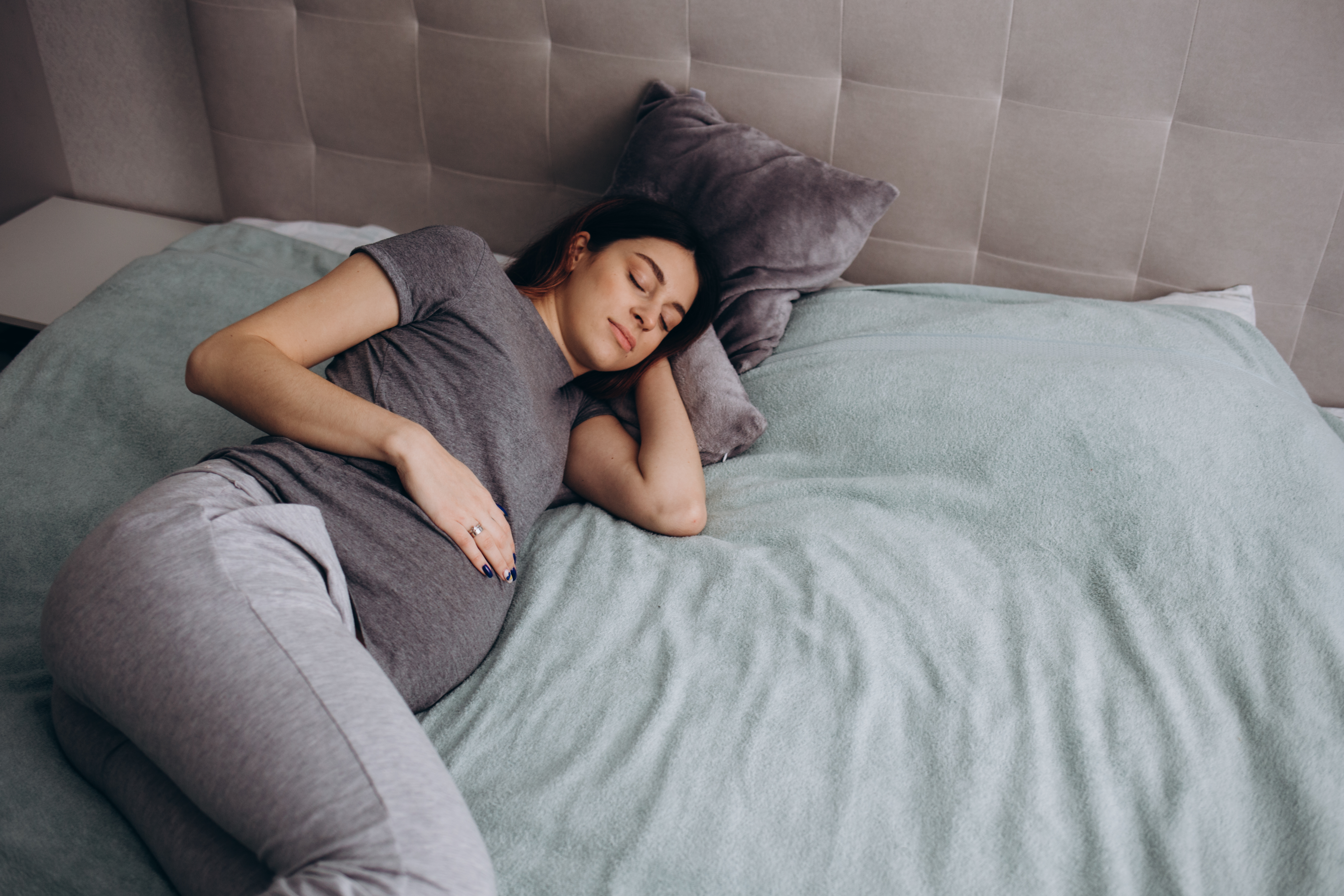 What Are Some Safe Sleep Positions During Pregnancy?