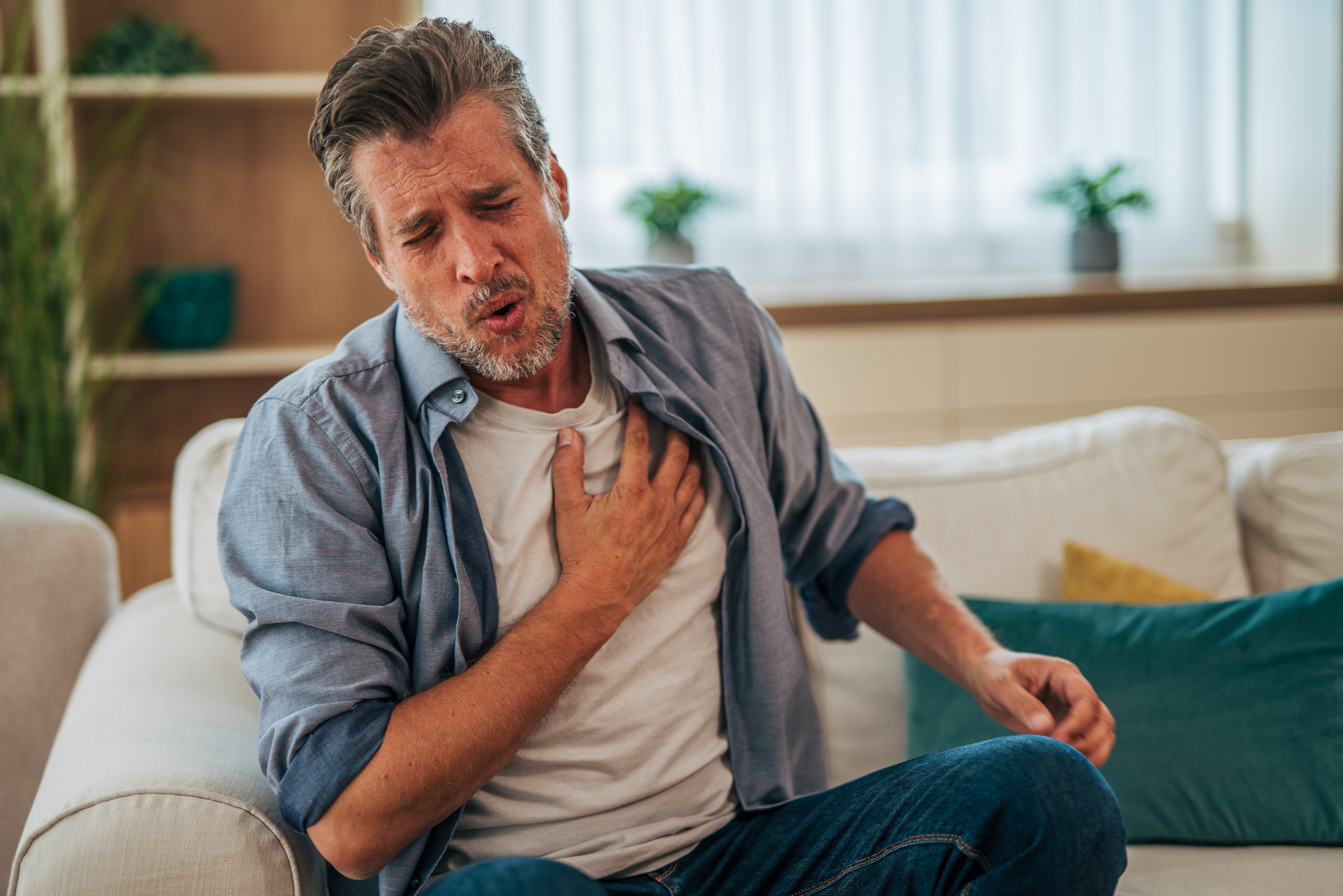 What Is Costochondritis? Symptoms, Causes and Treatment Explained 