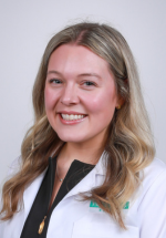 Headshot of Ellie Shumate