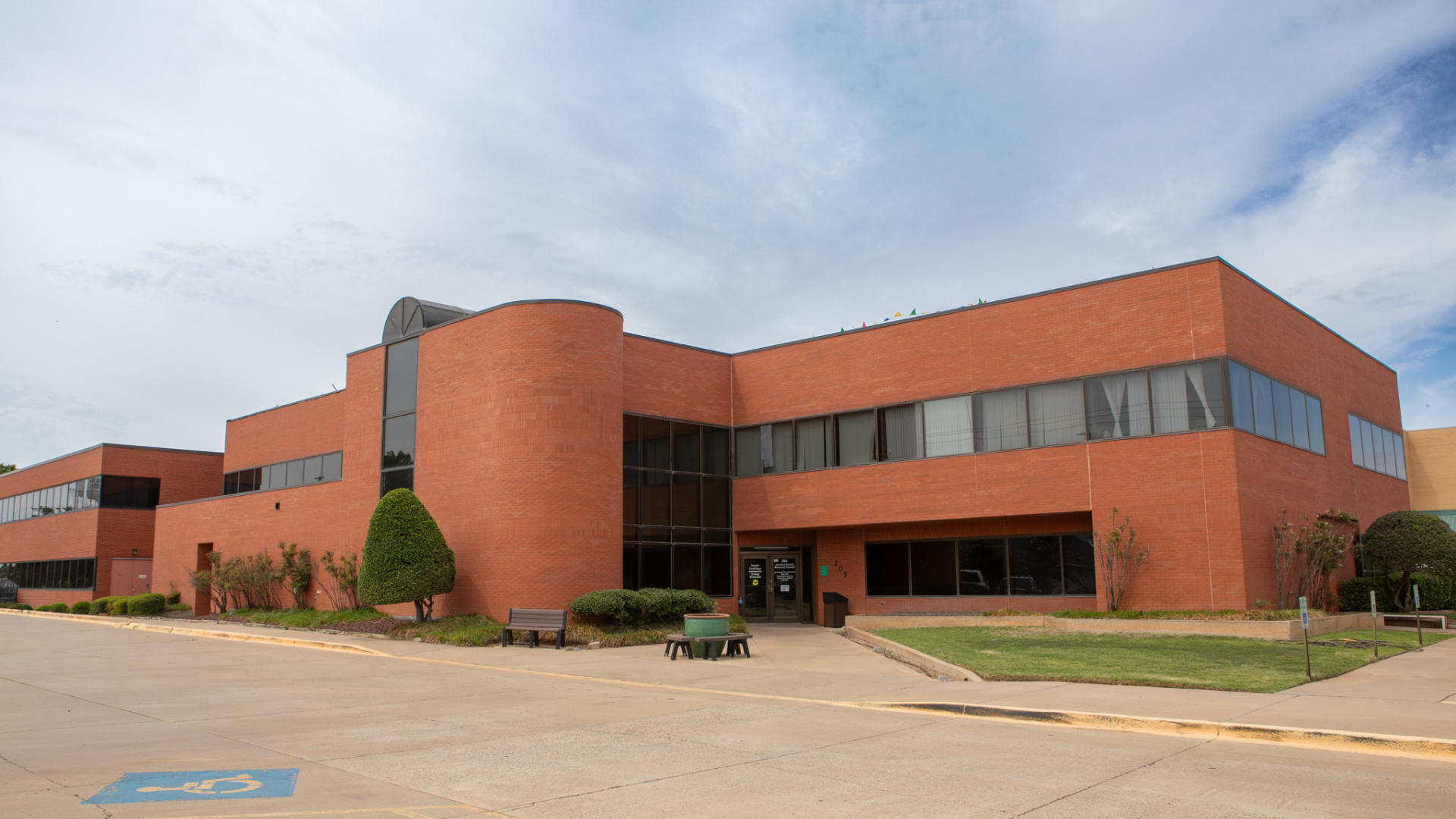 Exterior photo of INTEGRIS Health Cardiovascular Physicians Ada & IHMG Ortho Ada