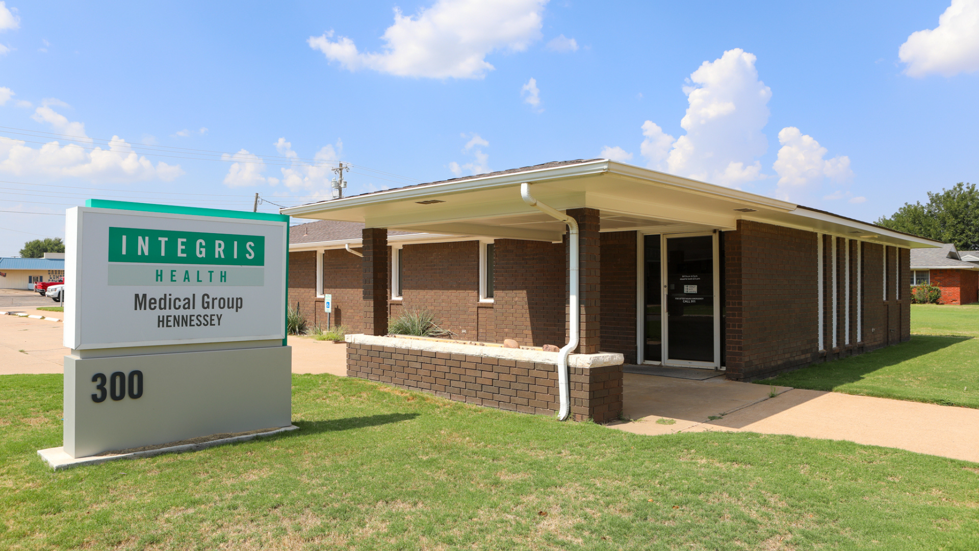 Exterior photo of INTEGRIS Health IMG Hennessey