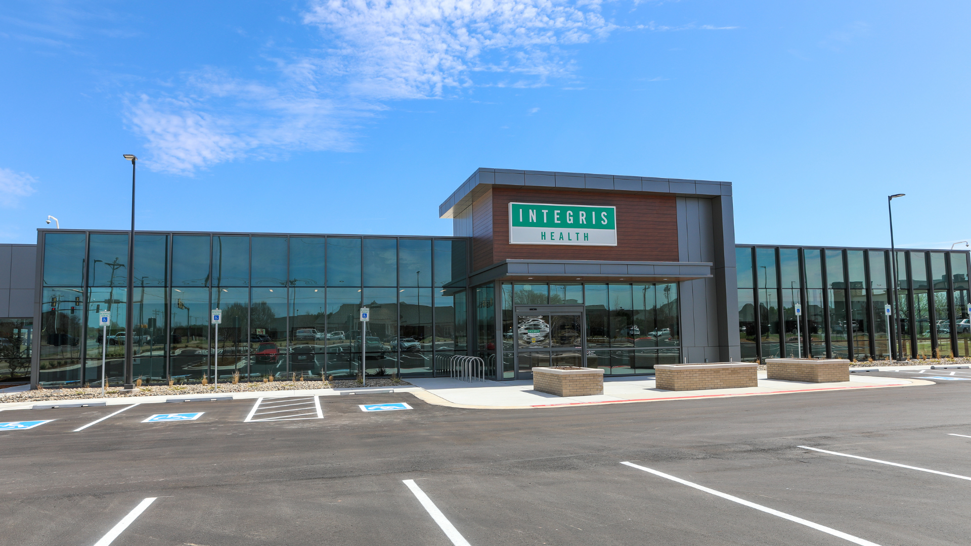 Exterior photo of INTEGRIS Health Medical Group Norman