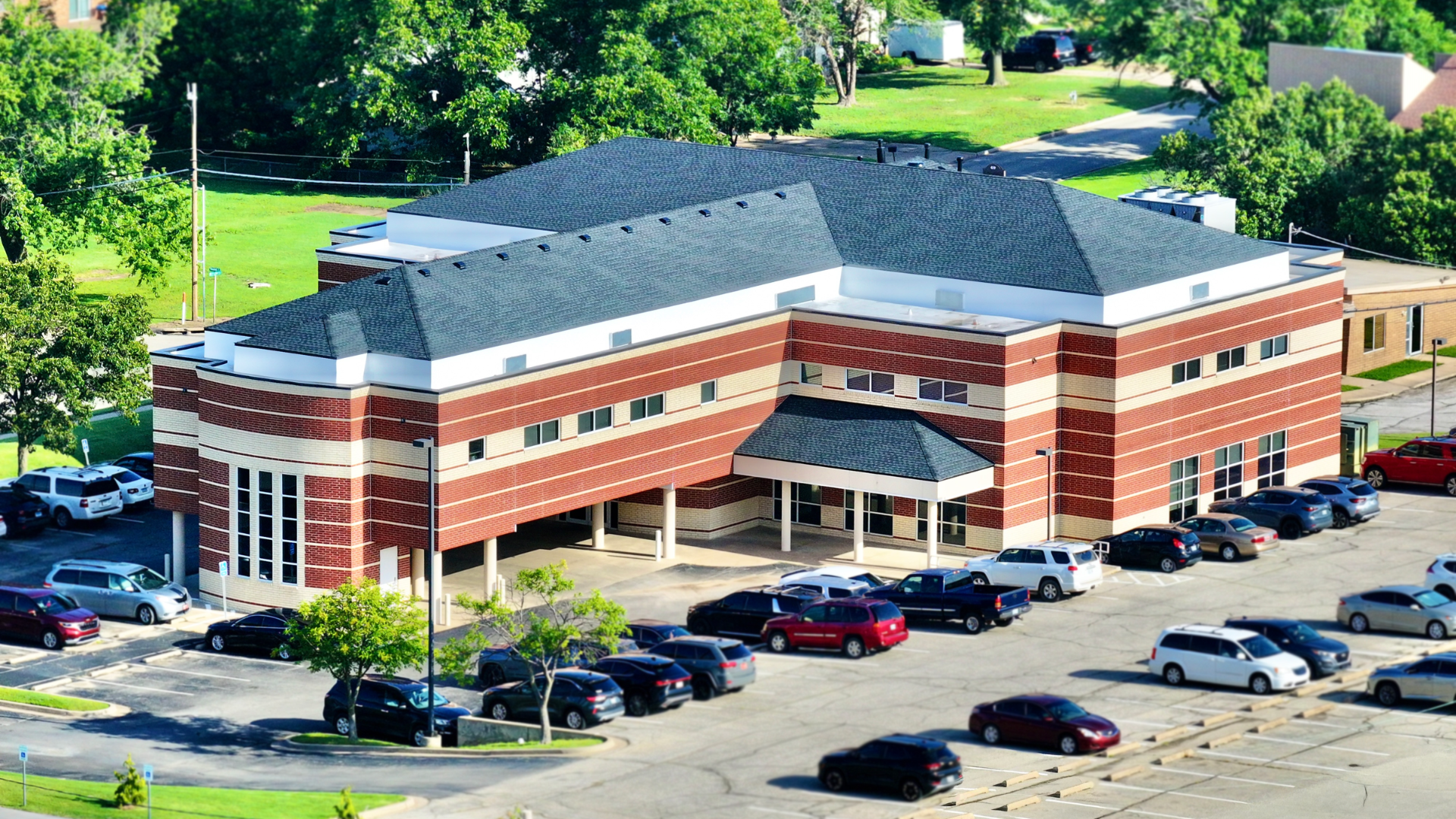 Exterior photo of INTEGRIS Health Medical Group Ponca City Fairview