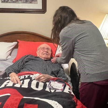 Patient pinning on Veterans Day
