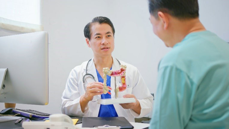 Colonoscopy