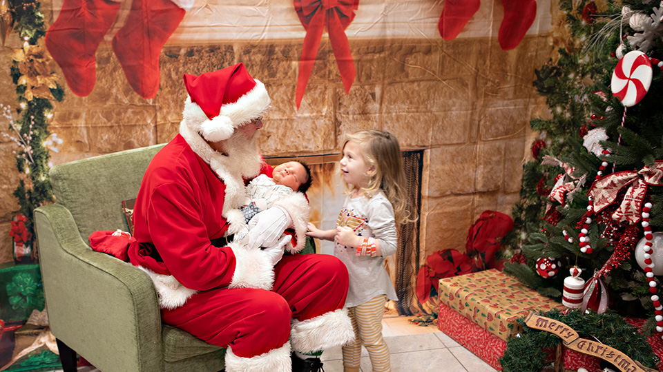 INTEGRIS Health Children's patients with Santa Claus