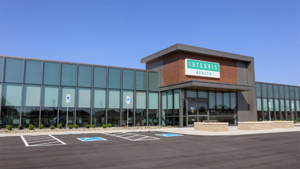 INTEGRIS Health Opens New Deer Creek Clinic