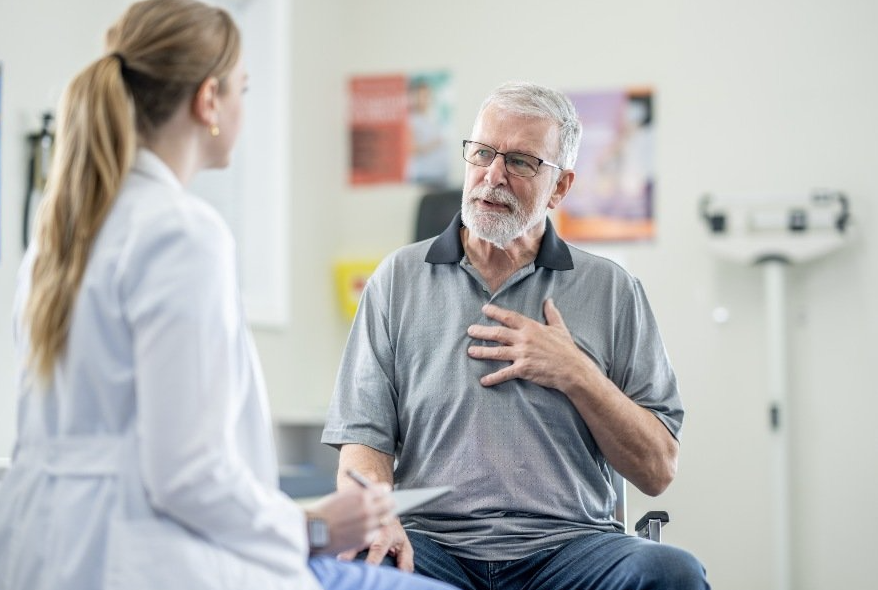 Man at the cardiologist