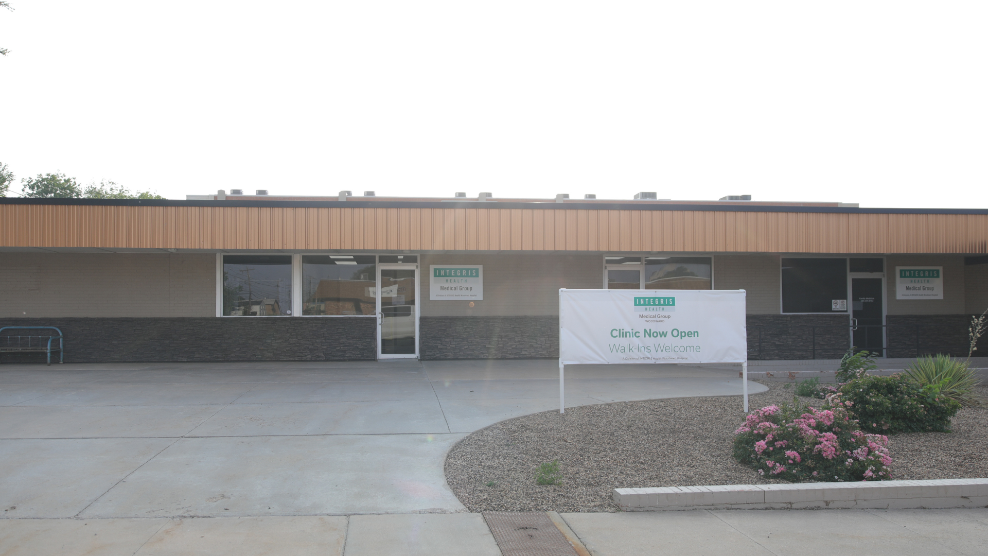 Exterior photo of INTEGRIS Health Medical Group Woodward at Hillcrest Drive