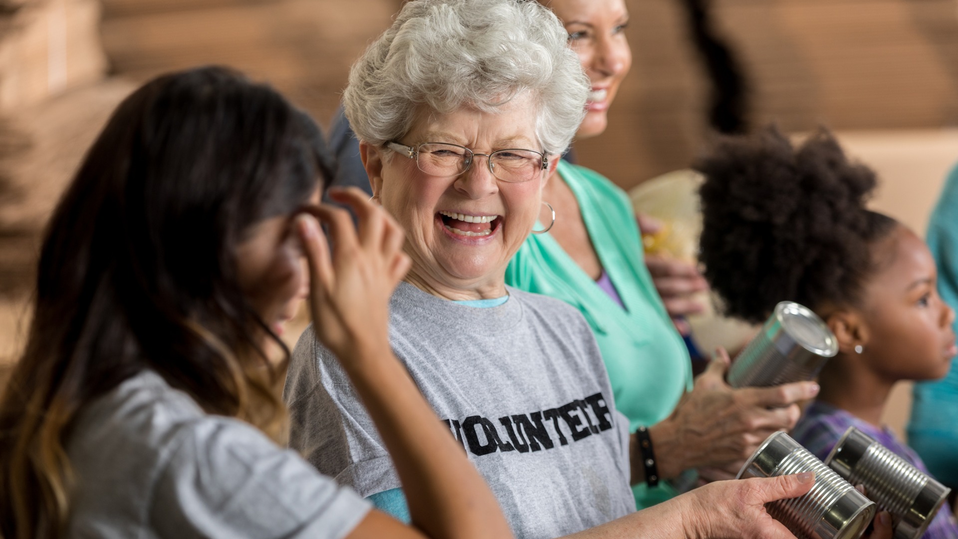Make Volunteering Part of Your New Year’s Resolutions