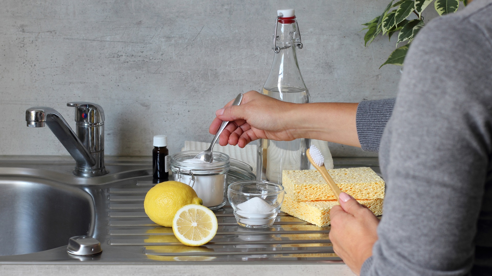 Healthy Uses for Baking Soda