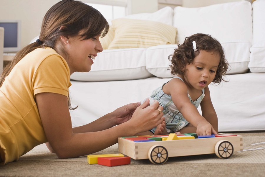 keeping your child safe in car