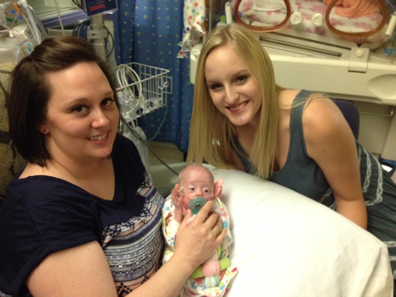 Smallest surviving babies meet